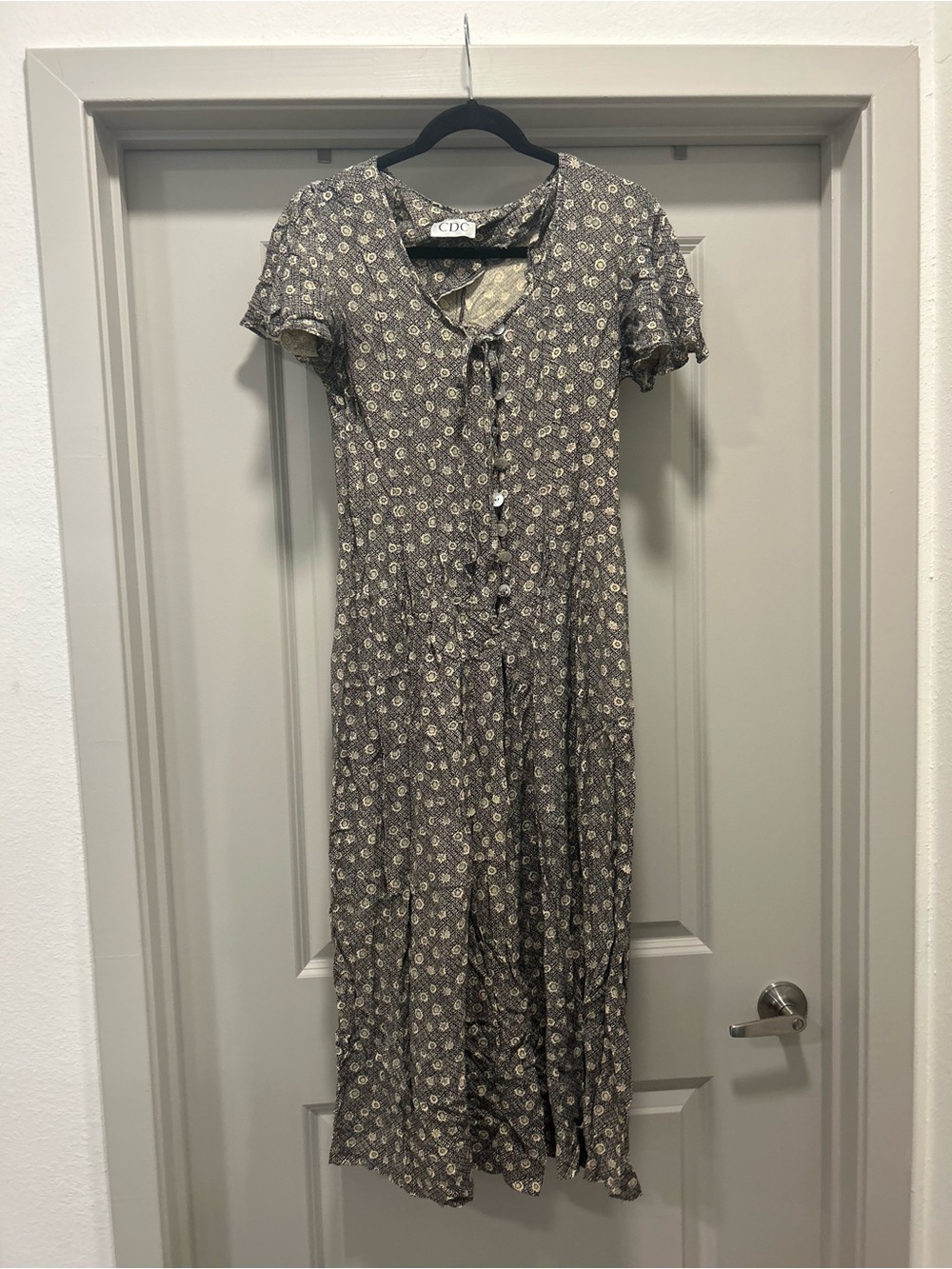 Vintage CDC Taupe Floral Midi Dress with Button-Front